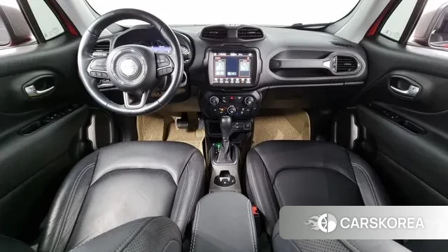 Jeep Renegade id 2849360 из Кореи 17