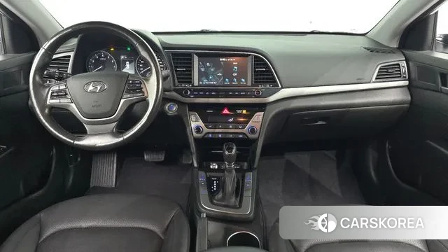 Hyundai Avante AD id 3651896 из Кореи 17