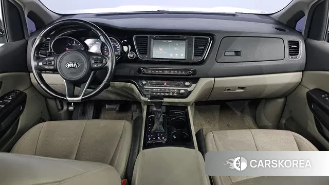 Kia All New Carnival id 3413453 из Кореи 17