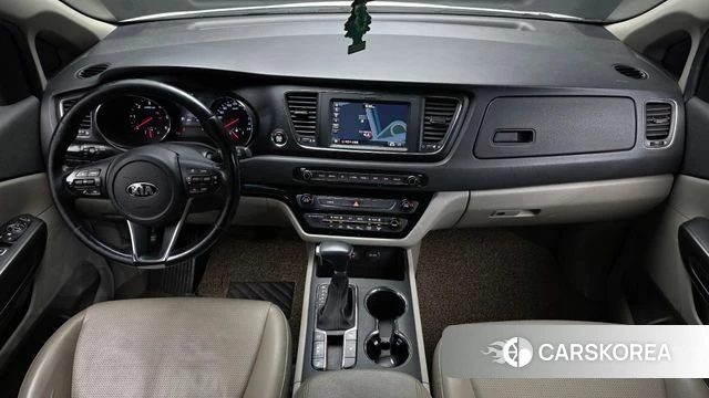Kia The New Carnival id 4563359 из Кореи 27