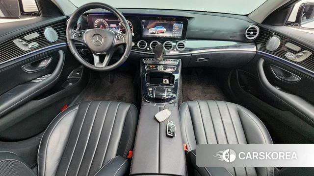 Mercedes-Benz E-Class W213 id 4520950 из Кореи 28