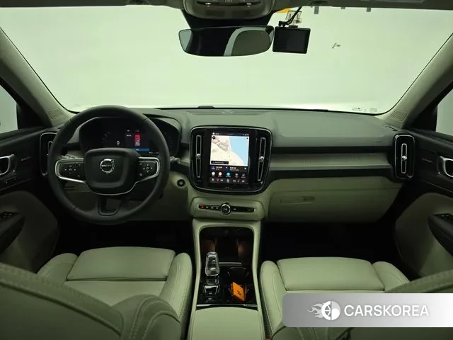 Volvo XC40 id 3776073 из Кореи 17