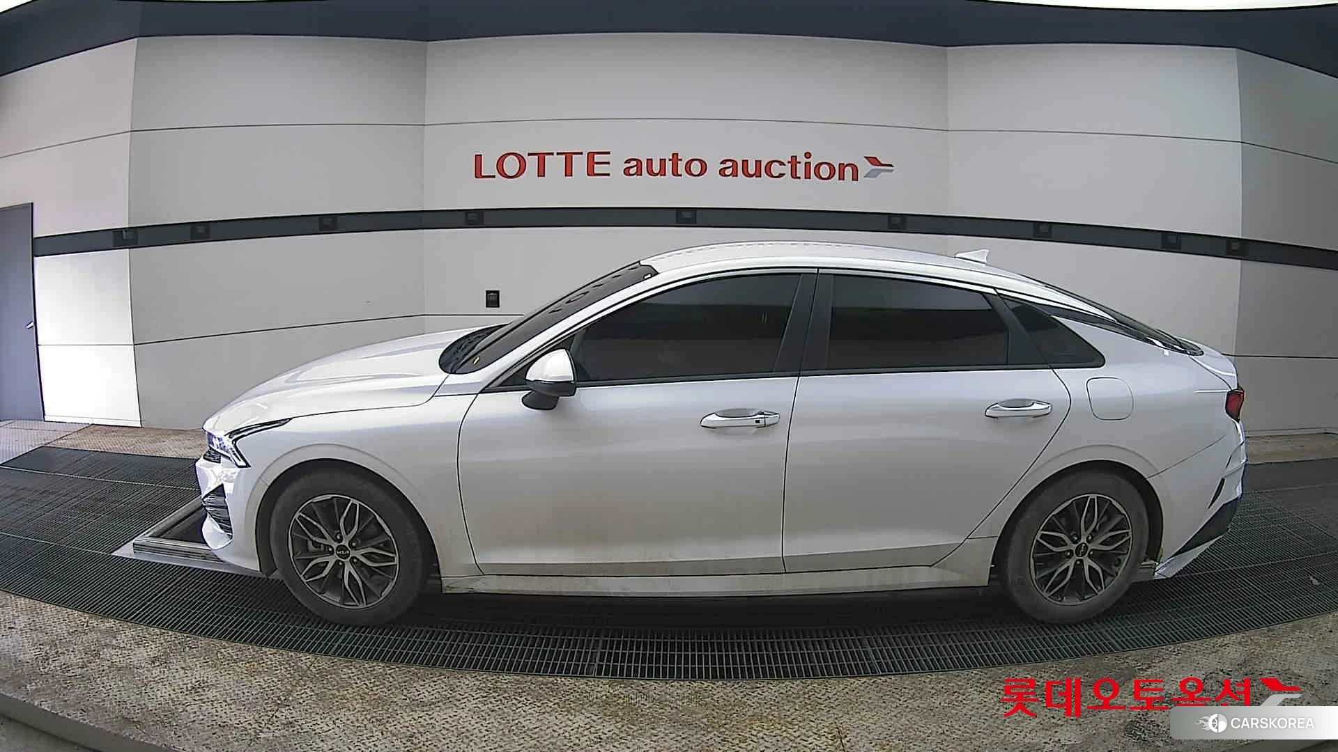 Kia K5 id 3869401 из Кореи 33