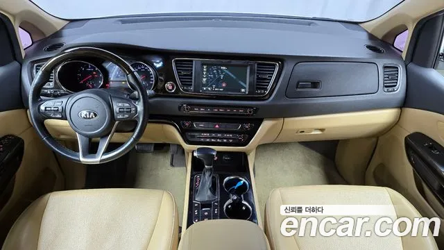 Kia The New Carnival id 2424995 из Кореи 17