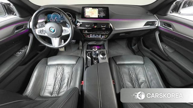BMW 5 Series (G30) id 4943883 из Кореи 28