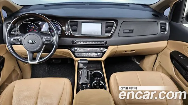 Kia The New Carnival id 2482813 из Кореи 17