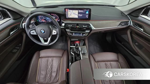 BMW 5 Series (G30) id 4871383 из Кореи 28