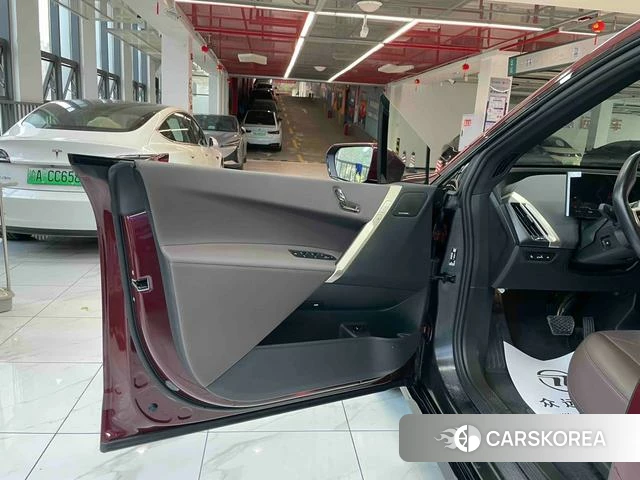 BMW iX id 4253282 из Китая 13