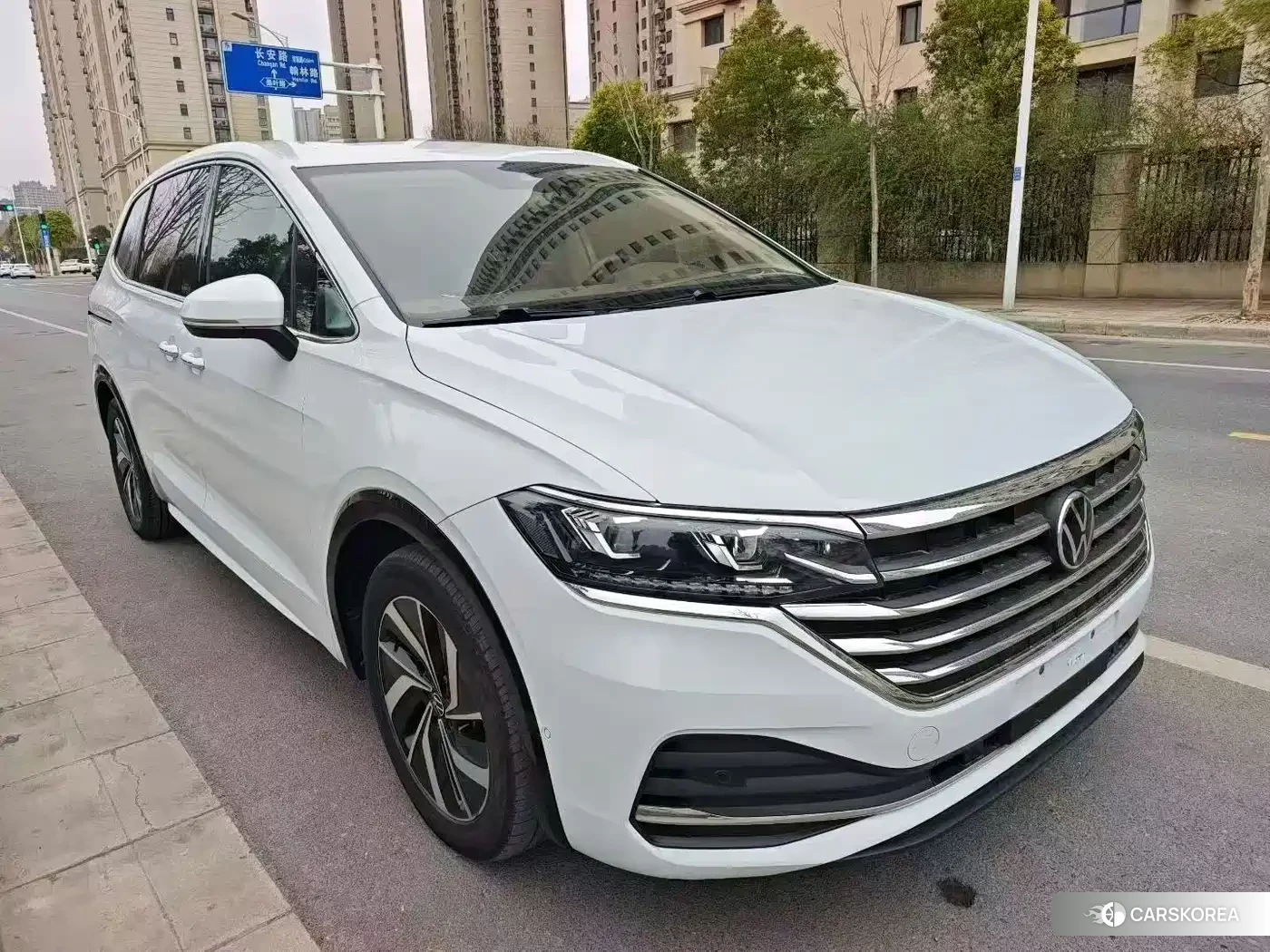 Volkswagen Viloran id 4553873 из Китая 7