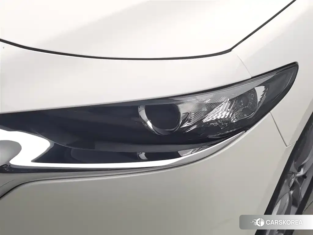 Mazda 3 id 4546343 из Китая 21