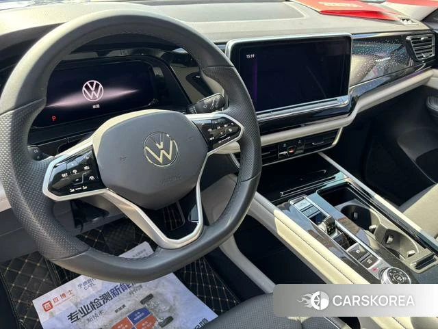 Volkswagen Tourang id 4321386 из Китая 7