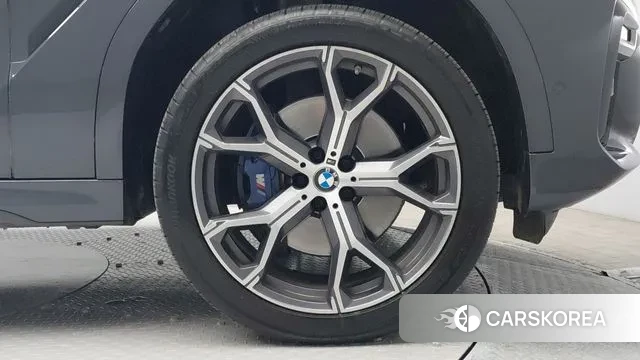 BMW X6 (G06) id 3619120 из Кореи 17