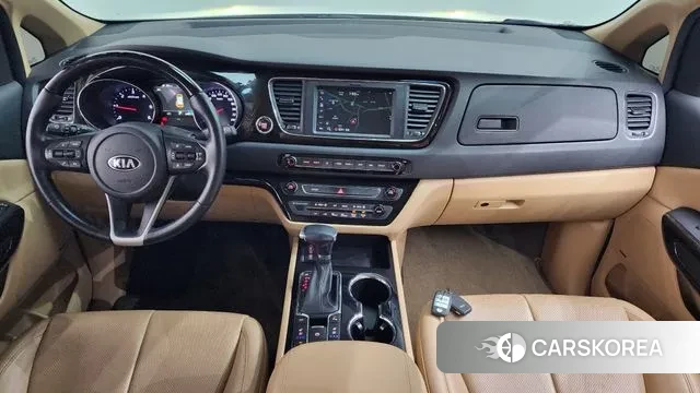 Kia The New Carnival id 3574074 из Кореи 17