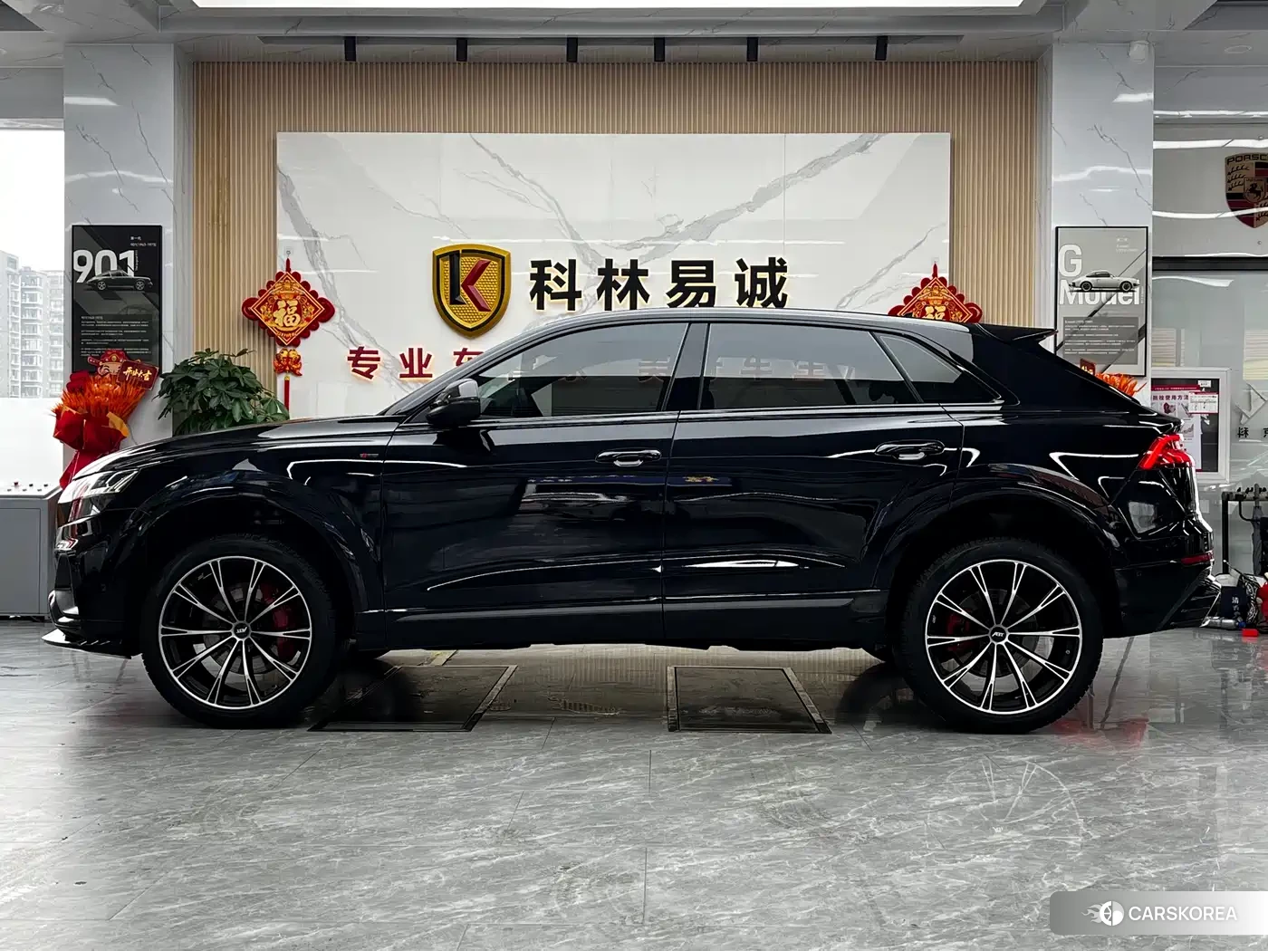 Audi Q8 id 4583714 из Китая 27