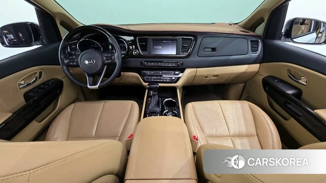 Kia The New Carnival id 3861642 из Кореи 17