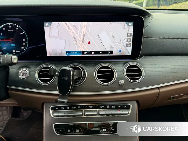 Mercedes-Benz E-class PHEV id 4264582 из Китая 10