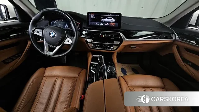 BMW 5 Series (G30) id 2998848 из Кореи 17