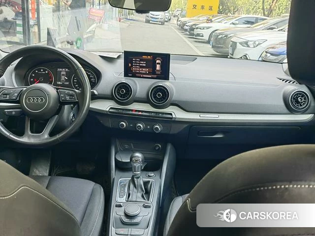 Audi Q2L id 4258921 из Китая 7