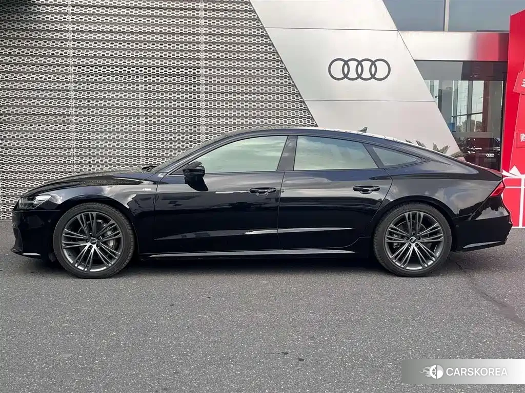 Audi A7 id 4628125 из Китая 9
