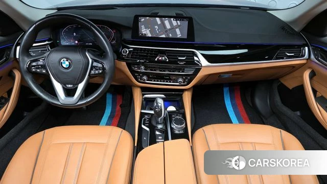 BMW 5 Series (G30) id 3916728 из Кореи 17