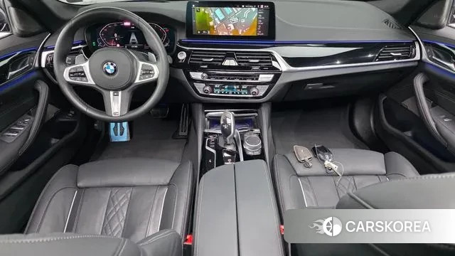 BMW 5 Series (G30) id 3416571 из Кореи 17