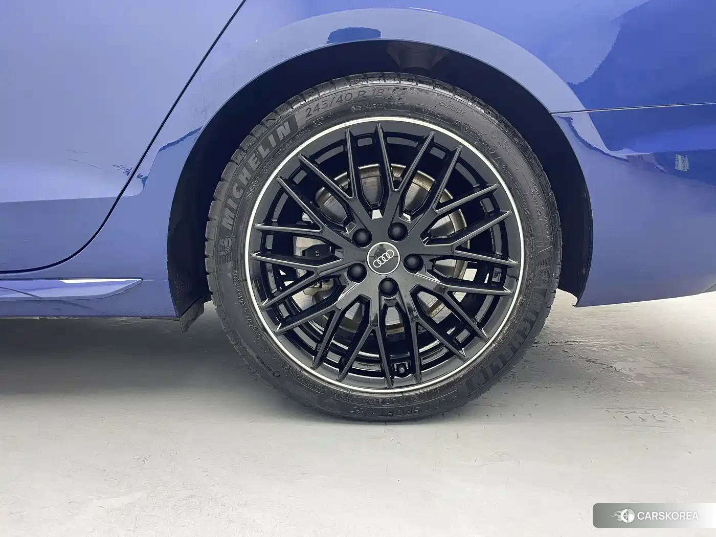 Audi A4L id 4607208 из Китая 17