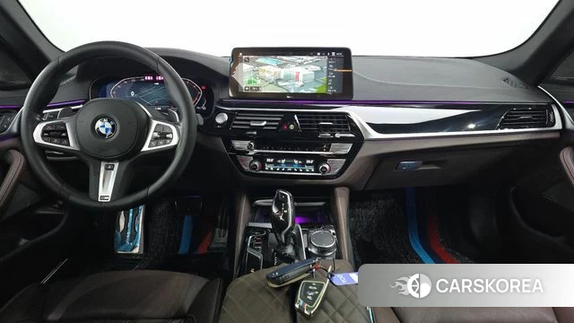 BMW 5 Series (G30) id 3910076 из Кореи 17