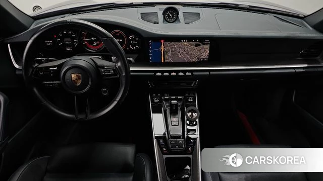 Porsche 911(992) id 4203061 из Кореи 28