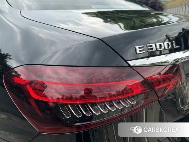 Mercedes-Benz E-class id 4215155 из Китая 17