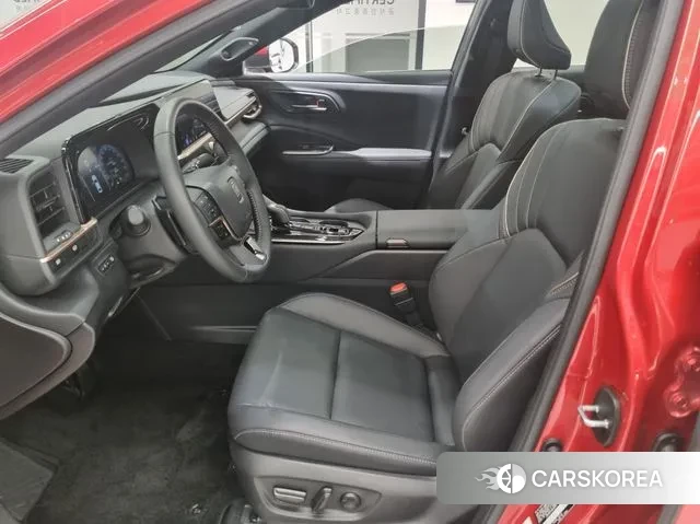 Toyota Crown Crossover id 3538584 из Кореи 16