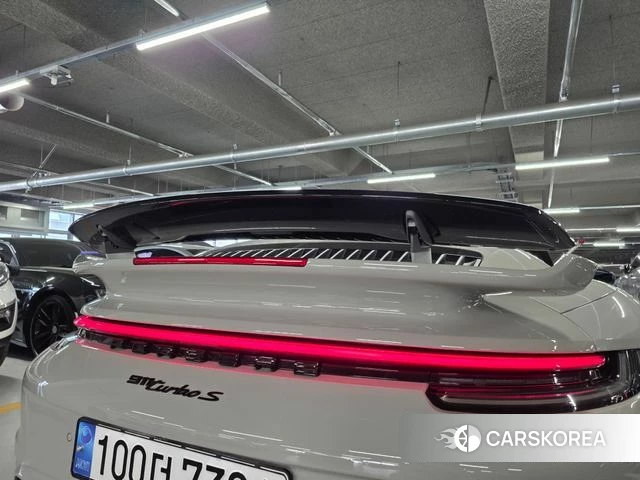 Porsche 911(992) id 4248966 из Кореи 17