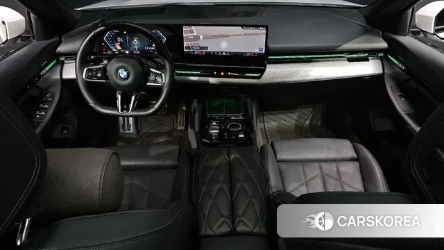 BMW 5 Series (G60) id 3517717 из Кореи 17