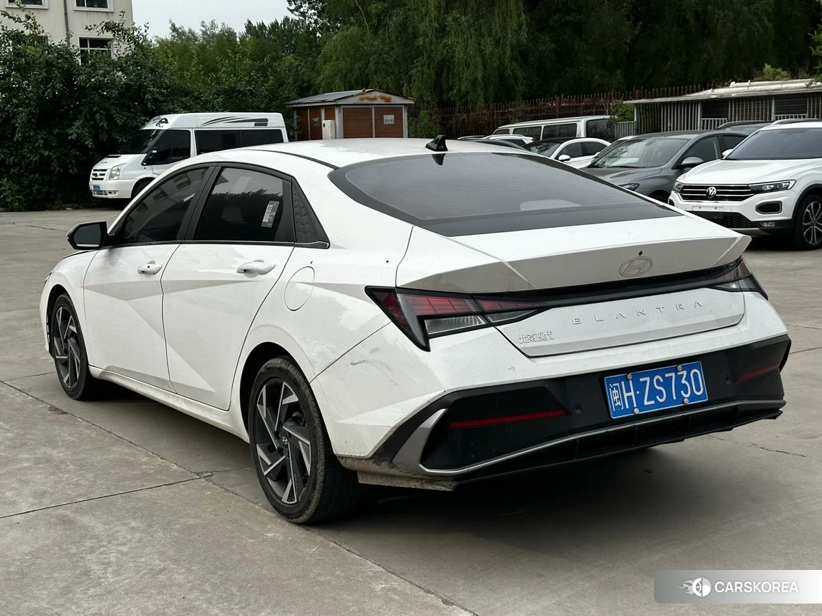 Hyundai Elantra id 4510517 из Китая 13