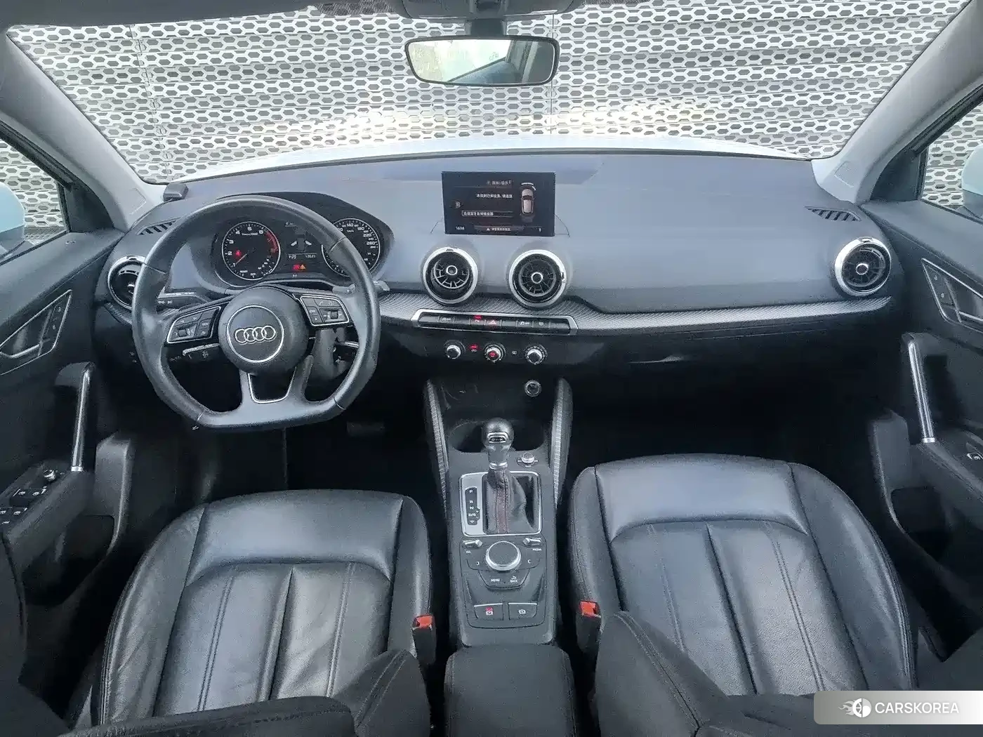 Audi Q2L id 4680477 из Китая 14