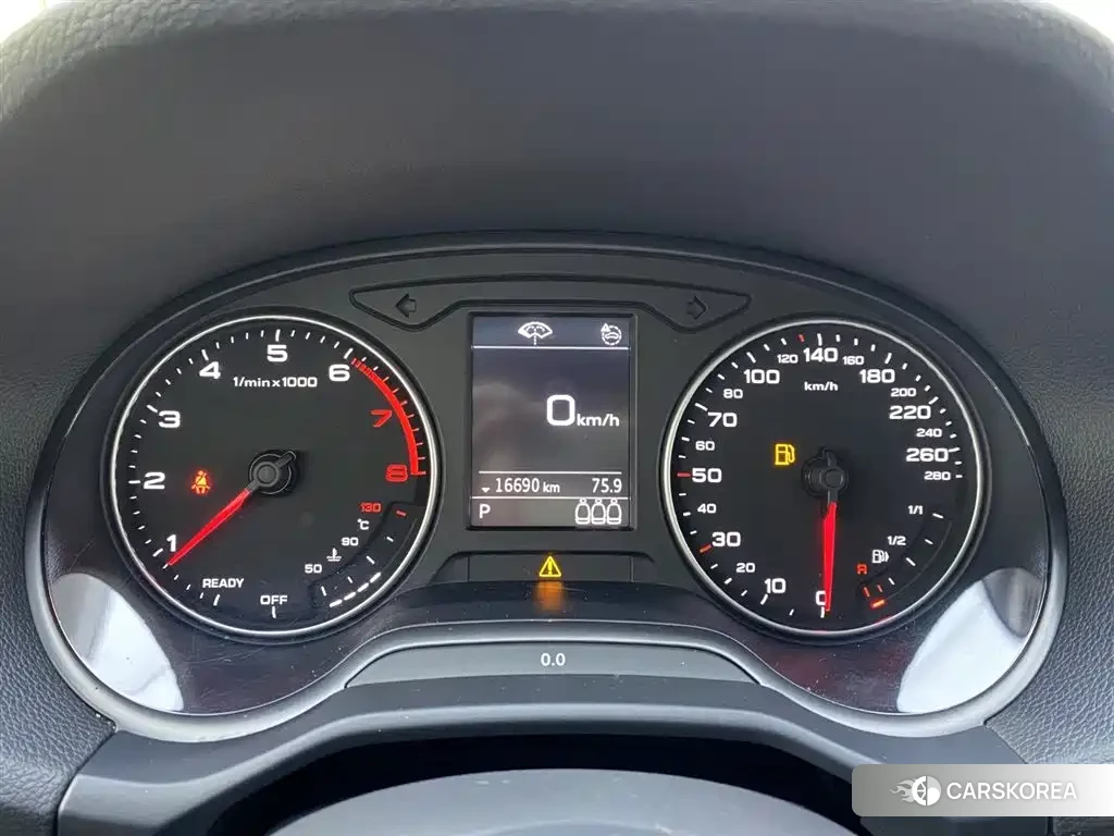 Audi Q2L id 4601030 из Китая 18