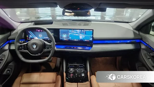 BMW 5 Series (G60) id 3512144 из Кореи 17