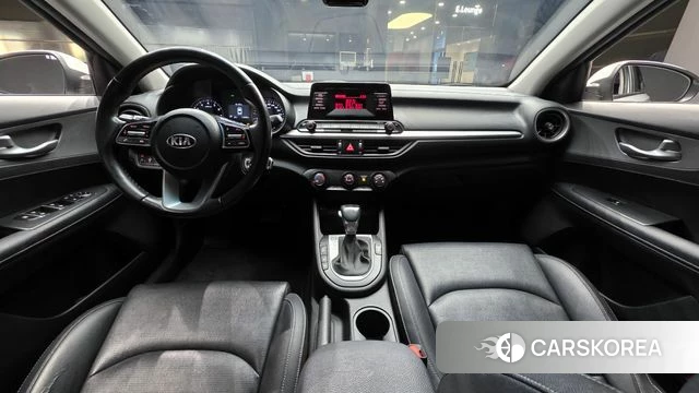 Kia Come New K3 id 4620647 из Кореи 17