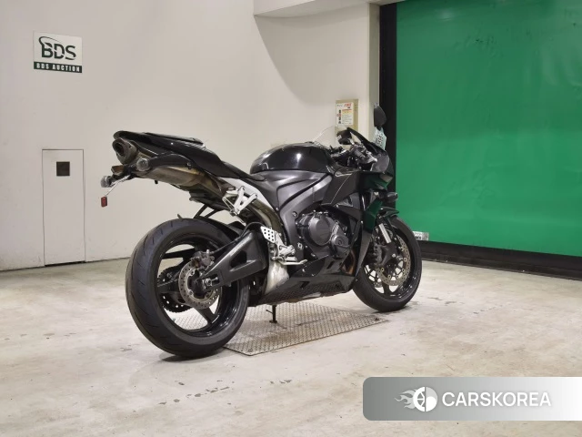 Проданный Honda CBR600RR 2010 из Японии, фото 5