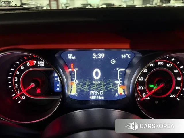 Jeep Wrangler (JL) id 3703362 из Кореи 13