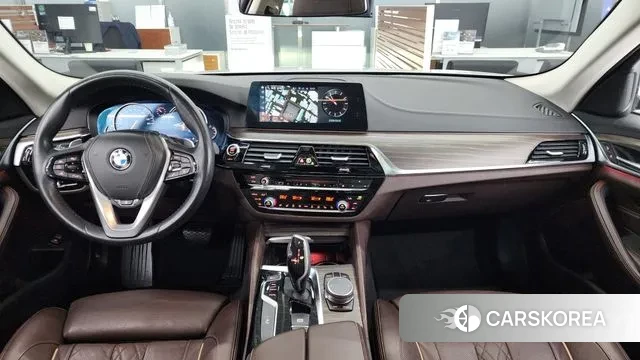 BMW 5 Series (G30) id 3661837 из Кореи 17