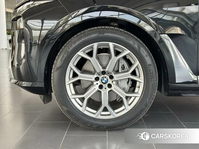 BMW X7 id 3920349 из Китая 13
