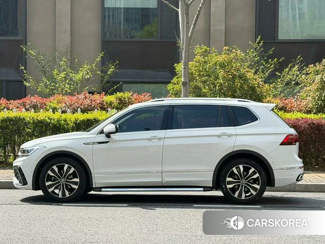 Volkswagen Tiguan L id 4275874 из Китая 7