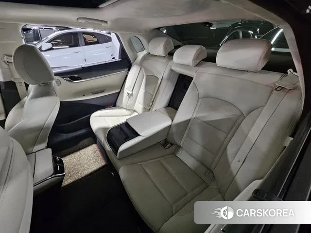 Hyundai The New Grandeur IG Hybrid id 3354666 из Кореи 13