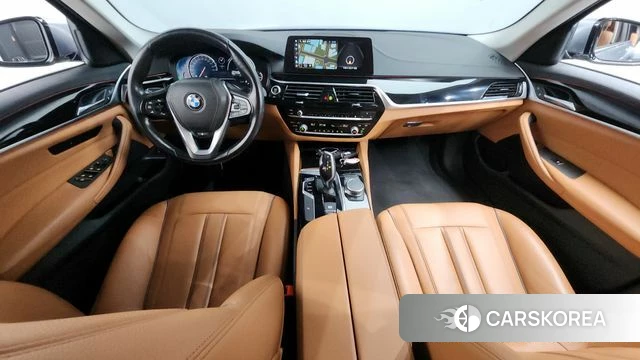 BMW 5 Series (G30) id 4596051 из Кореи 31