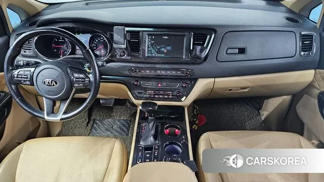 Kia The New Carnival id 3171345 из Кореи 17