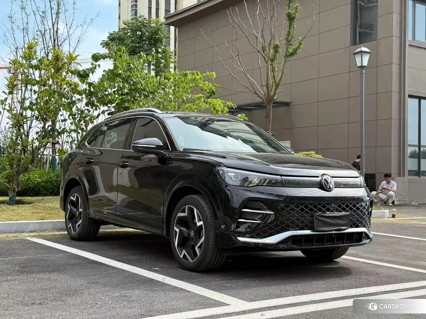 Volkswagen Tiguan L id 4589123 из Китая 7