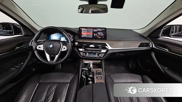 BMW 5 Series (G30) id 2984211 из Кореи 17