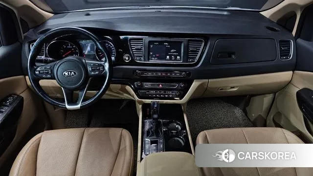 Kia The New Carnival id 2449643 из Кореи 17