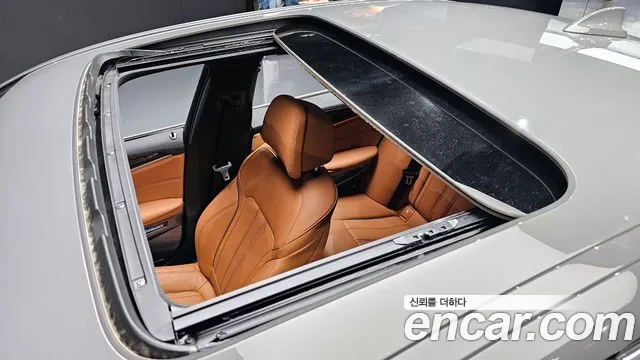 BMW 5 Series (G30) id 2638070 из Кореи 17