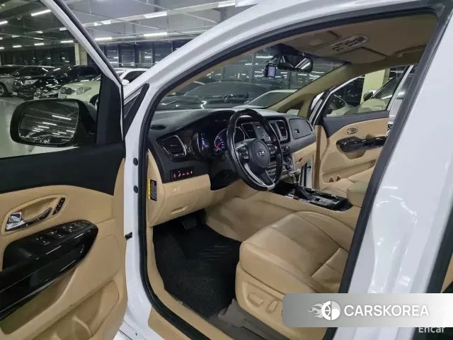 Kia The New Carnival id 4410660 из Кореи 17